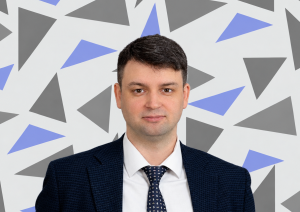 Артем Валев