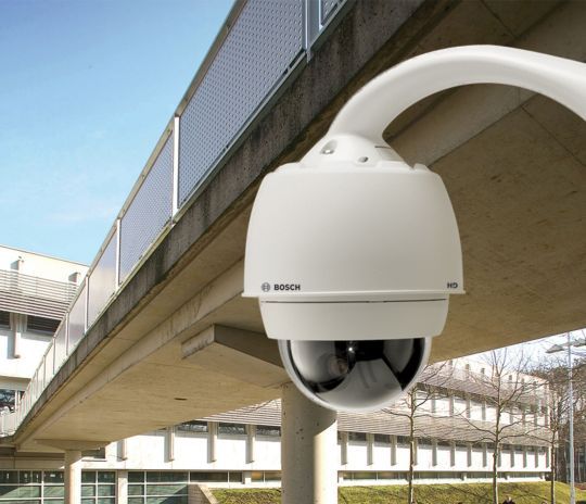На рынок поступили новые поворотные IP-камеры BOSCH